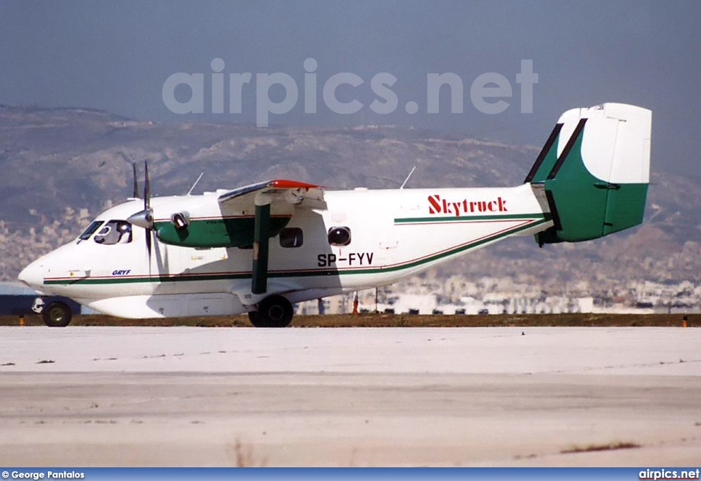 SP-FYV, PZL M-28 05 Skytruck