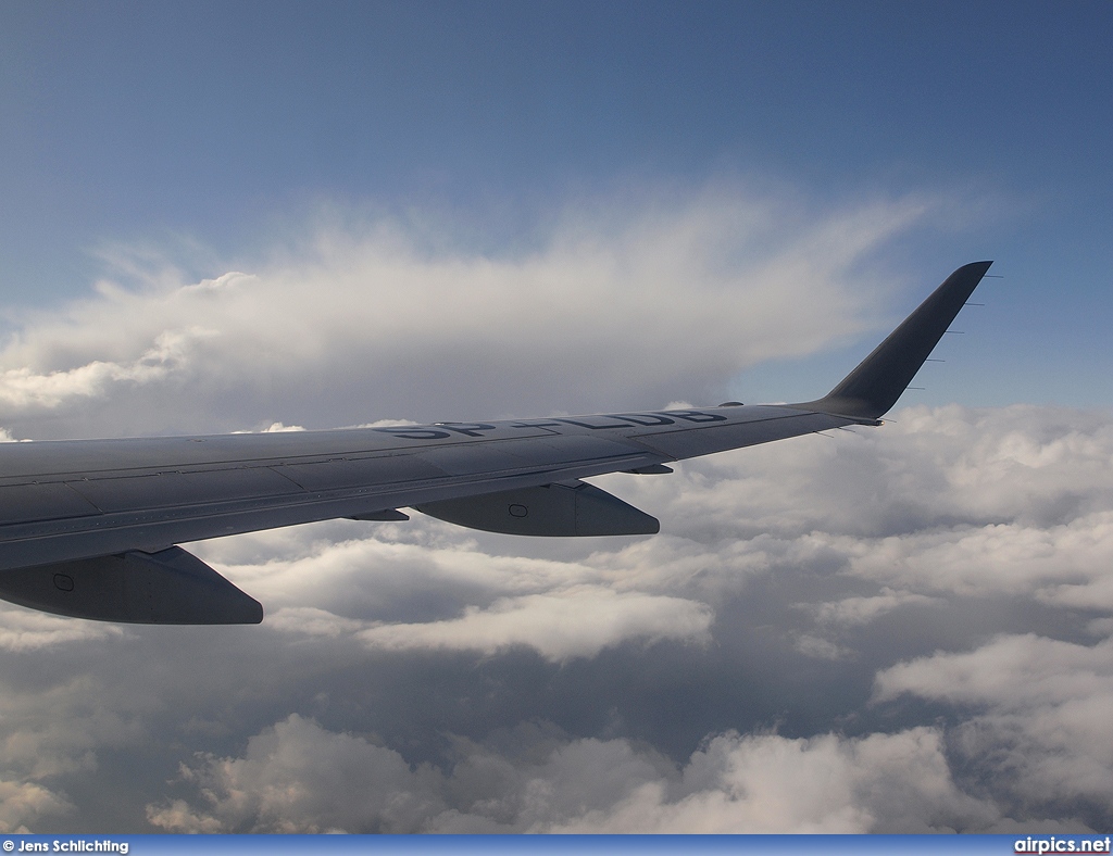 SP-LDB, Embraer ERJ 170-100ST, LOT Polish Airlines