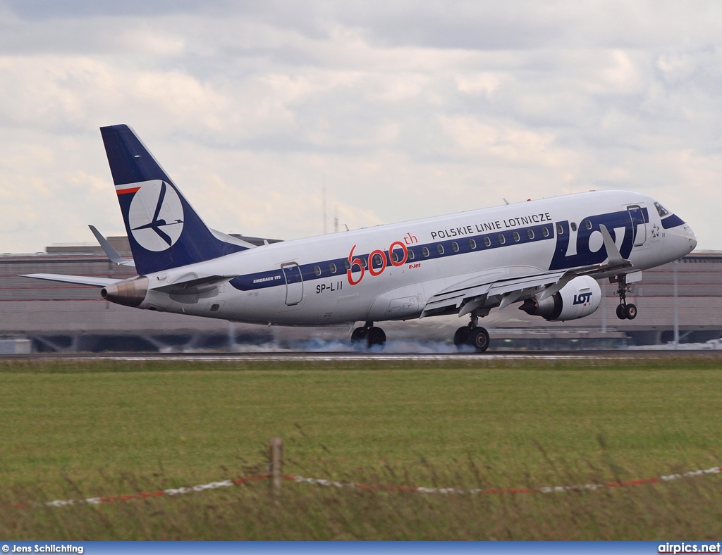 SP-LII, Embraer ERJ 170-200LR, LOT Polish Airlines