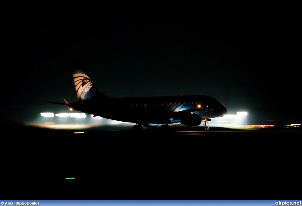 SU-GDG, Embraer ERJ 170-100LR, EgyptAir Express