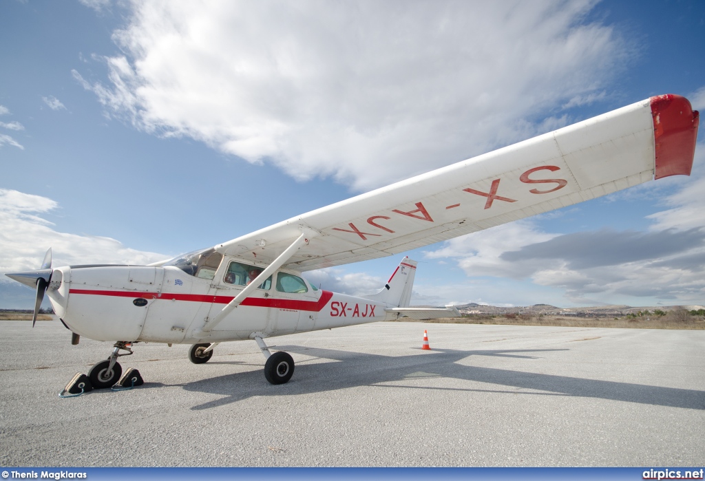 SX-AJX, Cessna 172L Skyhawk, Private