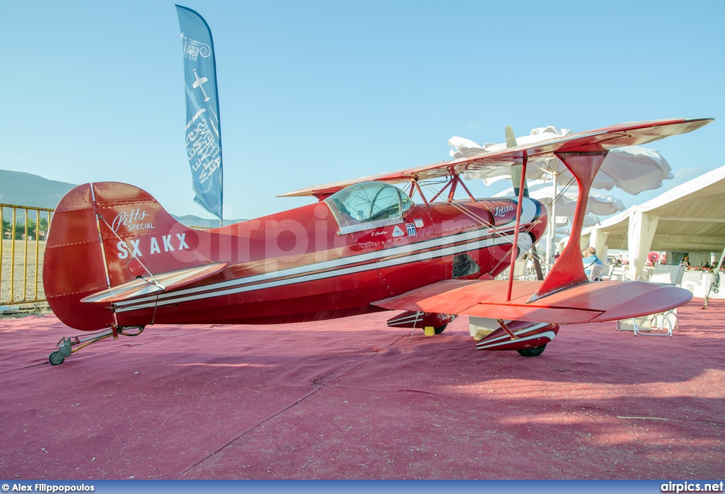 SX-AKX, Pitts S-1S Special, Private