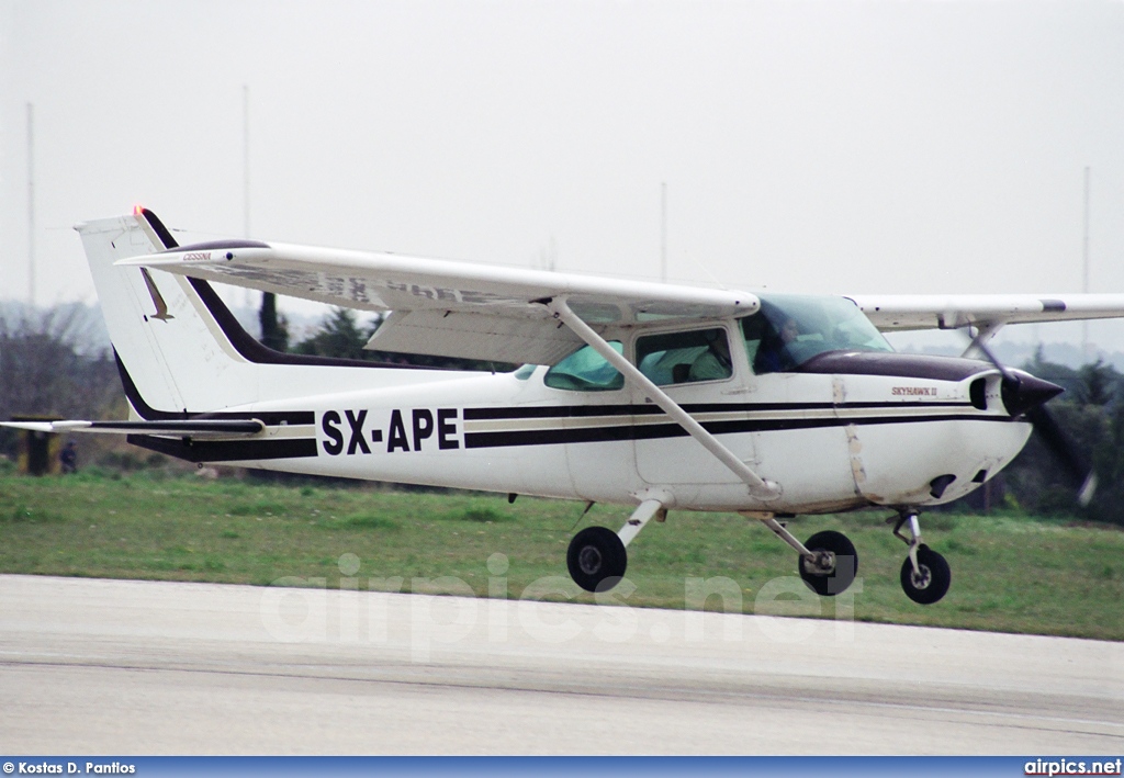 SX-APE, Cessna 172P Skyhawk, Private