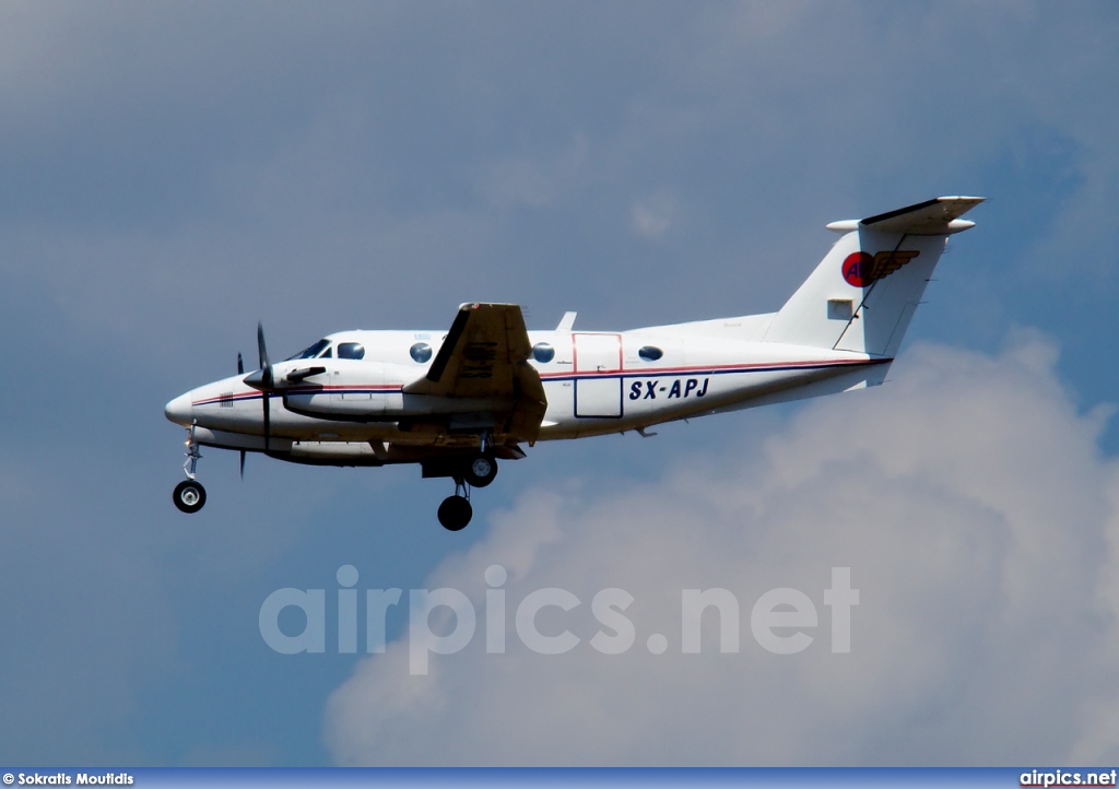 SX-APJ, Beechcraft 200 Super King Air, Aviator Airways