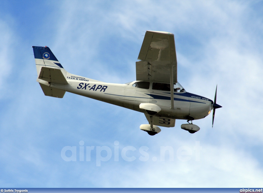 SX-APR, Cessna 172 Skyhawk, Larissa Aeroclub