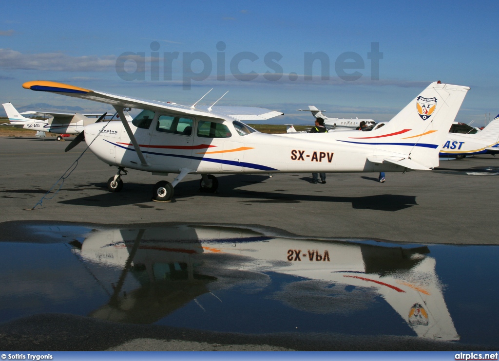 SX-APV, Cessna 172N Skyhawk, Private