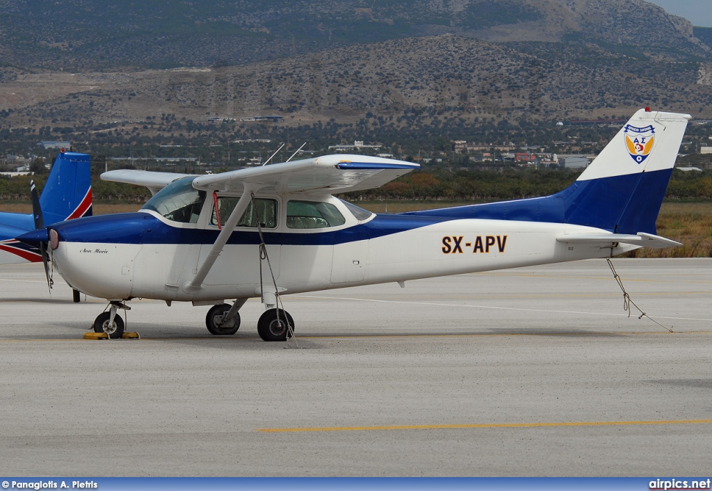 SX-APV, Cessna 172N Skyhawk, Private