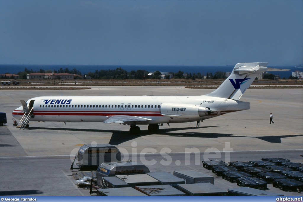 SX-BAW, McDonnell Douglas MD-87, Venus Airlines