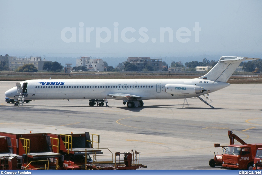 SX-BBW, McDonnell Douglas MD-82, Venus Airlines