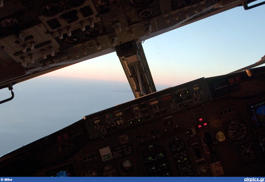 SX-BGV, Boeing 737-400, Aegean Airlines