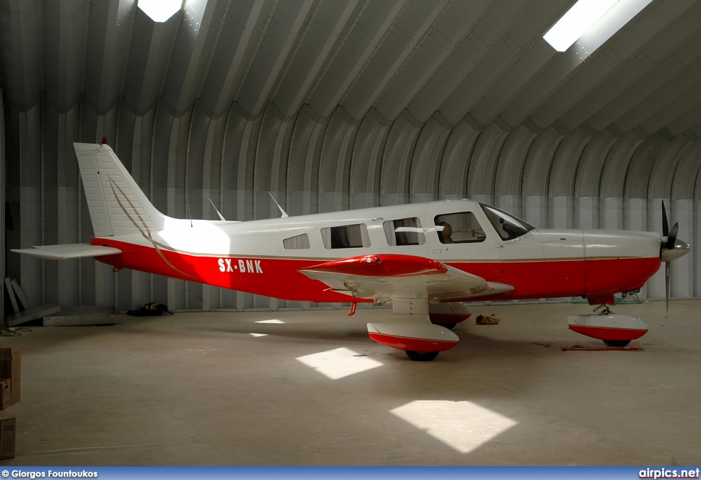 SX-BNK, Piper PA-32-301 Saratoga, Private