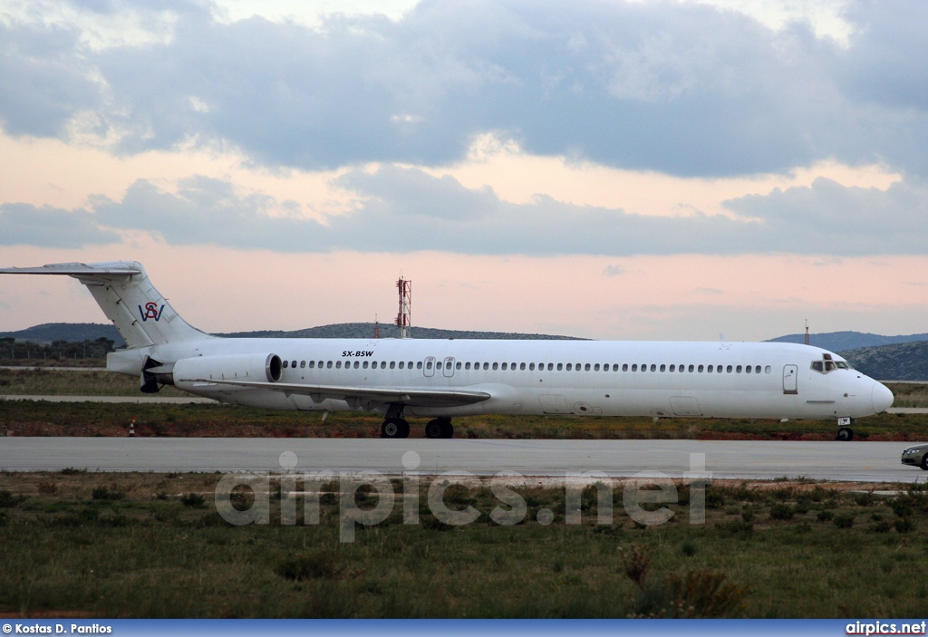 SX-BSW, McDonnell Douglas MD-83, Sky Wings