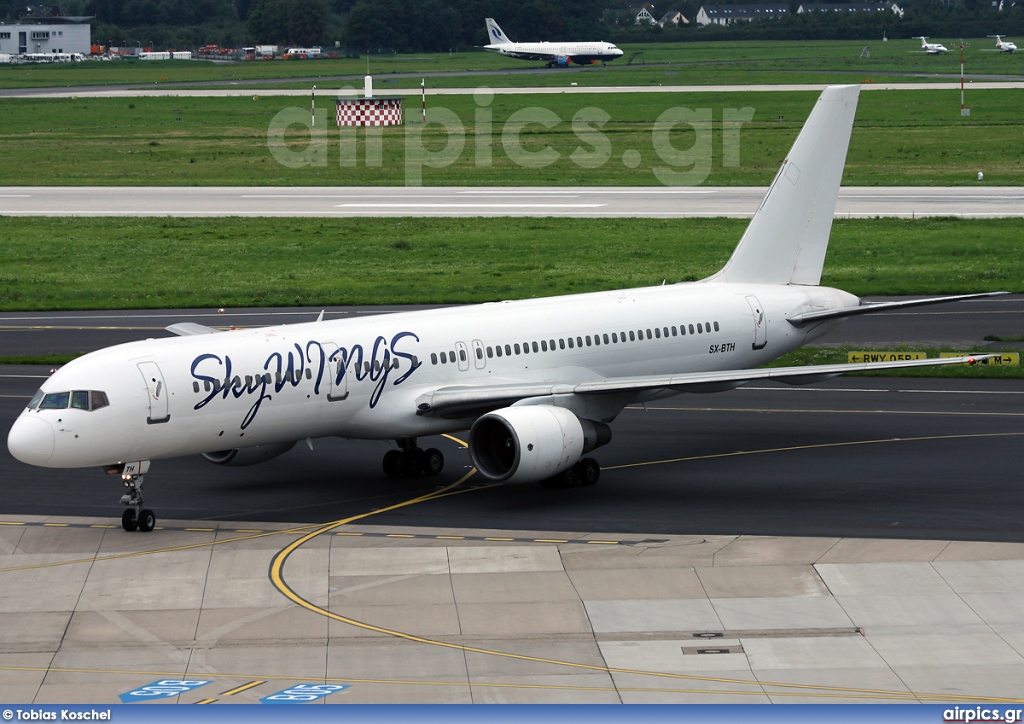 SX-BTH, Boeing 757-200, Sky Wings