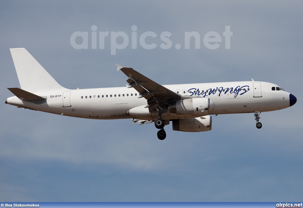 SX-BTP, Airbus A320-200, Sky Wings