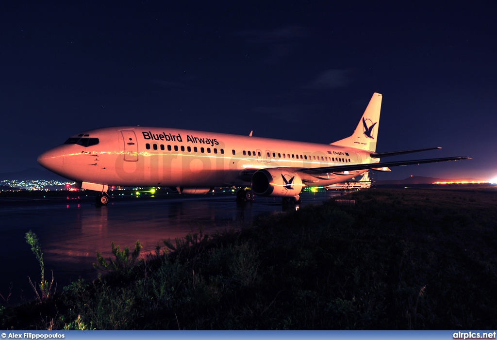 SX-DAV, Boeing 737-400, Bluebird Airways