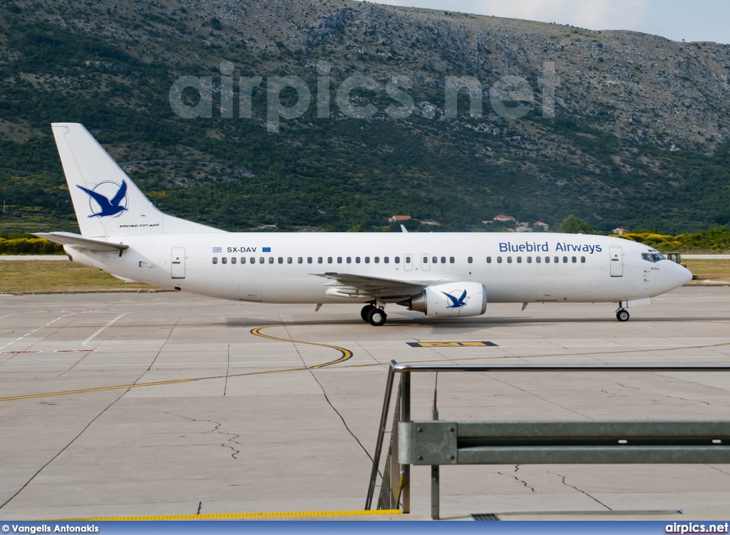 SX-DAV, Boeing 737-400, Bluebird Airways