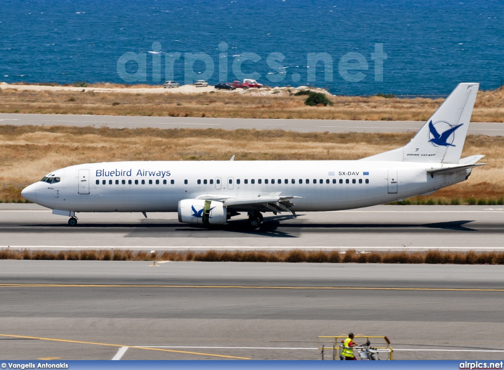 SX-DAV, Boeing 737-400, Bluebird Airways