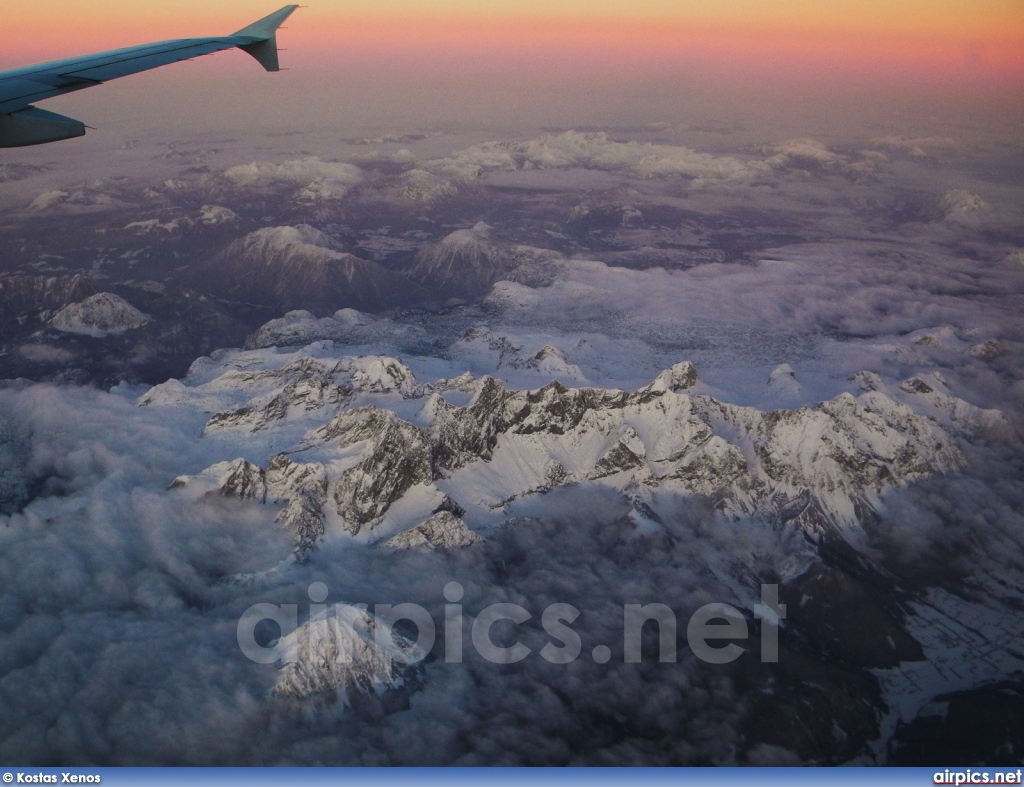 SX-DVS, Airbus A320-200, Aegean Airlines