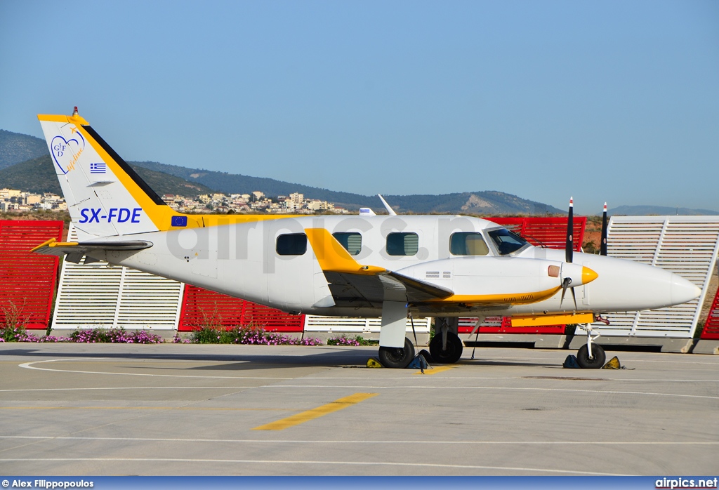SX-FDE, Piper PA-31-T Cheyenne, Private