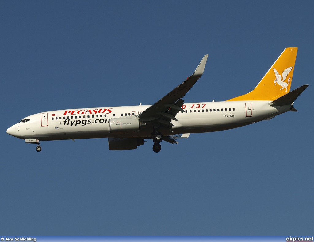 TC-AAI, Boeing 737-800, Pegasus Airlines