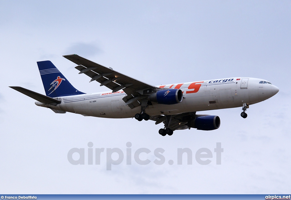 TC-ABK, Airbus A300B4-200F, ULS Airlines Cargo