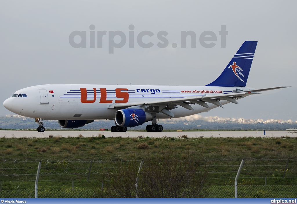 TC-AGK, Airbus A300B4-200F, ULS Airlines Cargo