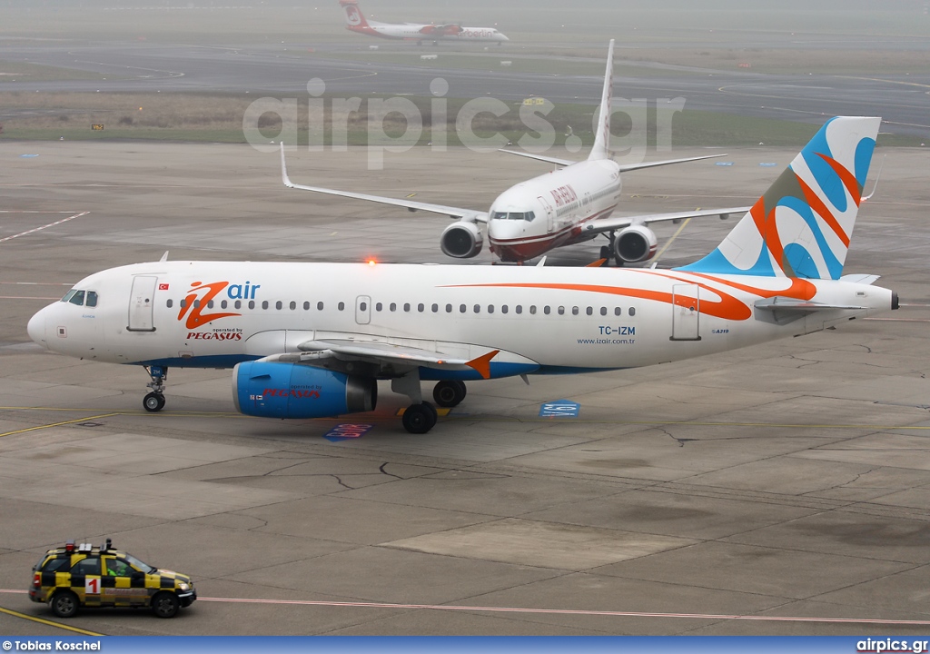 TC-IZM, Airbus A319-100, IZair