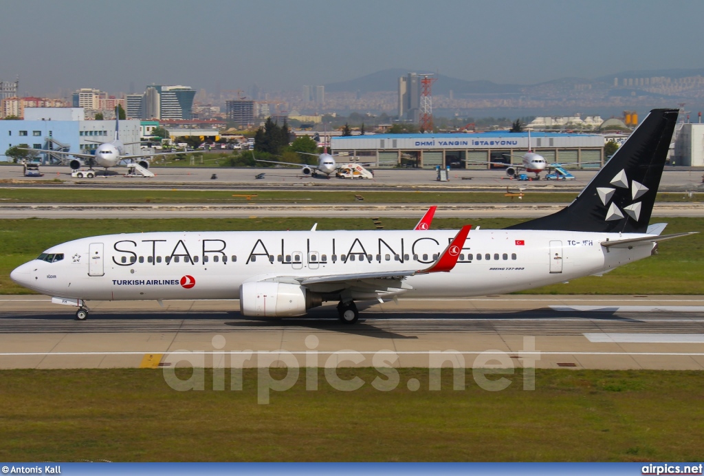 TC-JFH, Boeing 737-800, Turkish Airlines