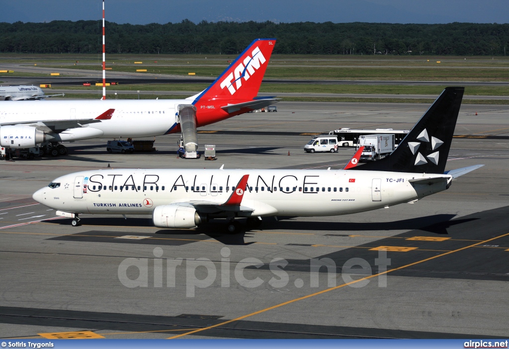 TC-JFI, Boeing 737-800, Turkish Airlines