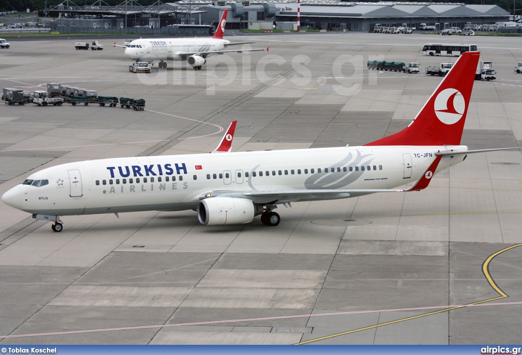 TC-JFN, Boeing 737-800, Turkish Airlines