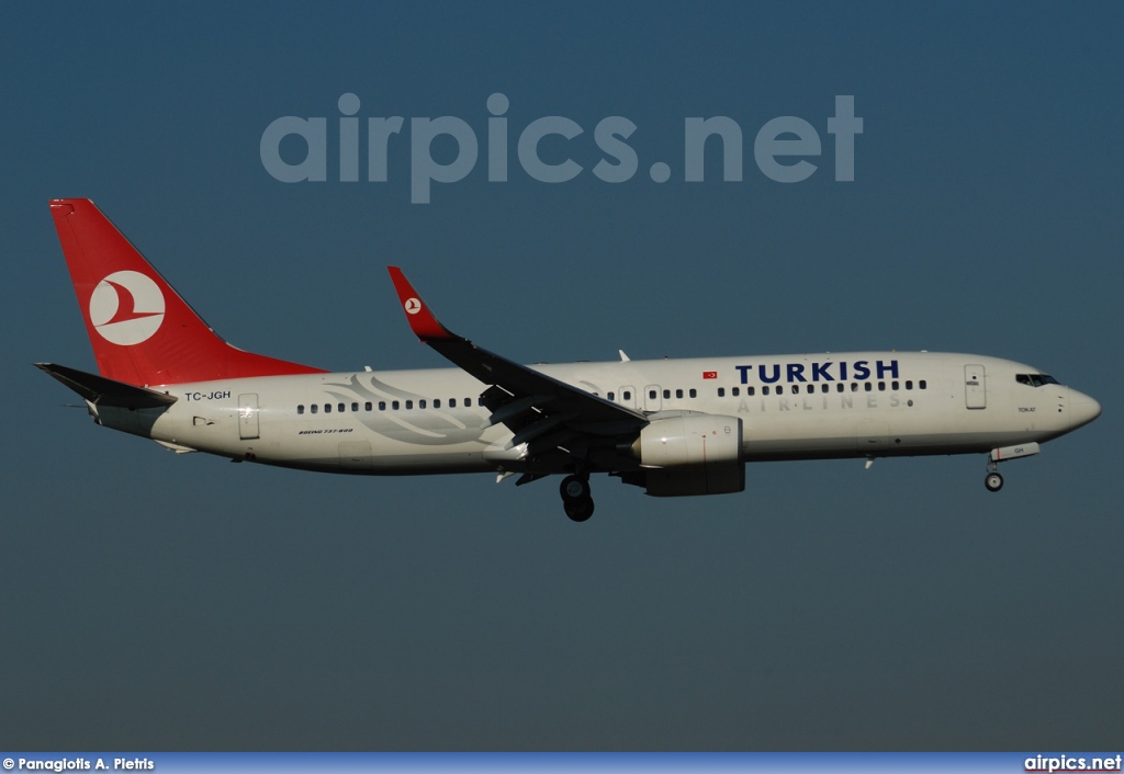 TC-JGH, Boeing 737-800, Turkish Airlines