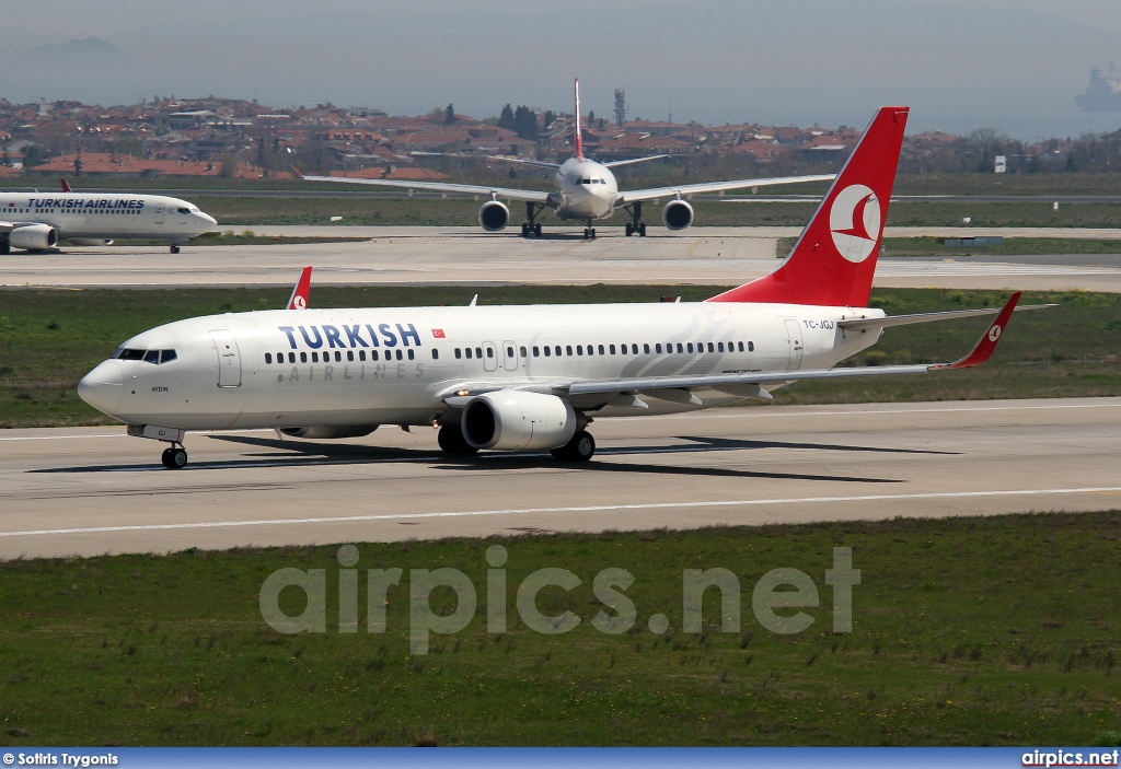 TC-JGJ, Boeing 737-800, Turkish Airlines