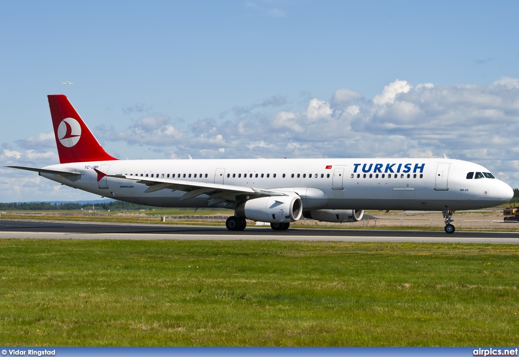 TC-JMI, Airbus A321-200, Turkish Airlines