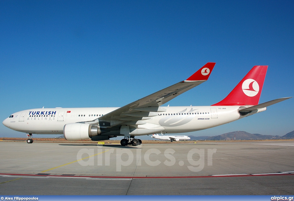 TC-JNA, Airbus A330-200, Turkish Airlines