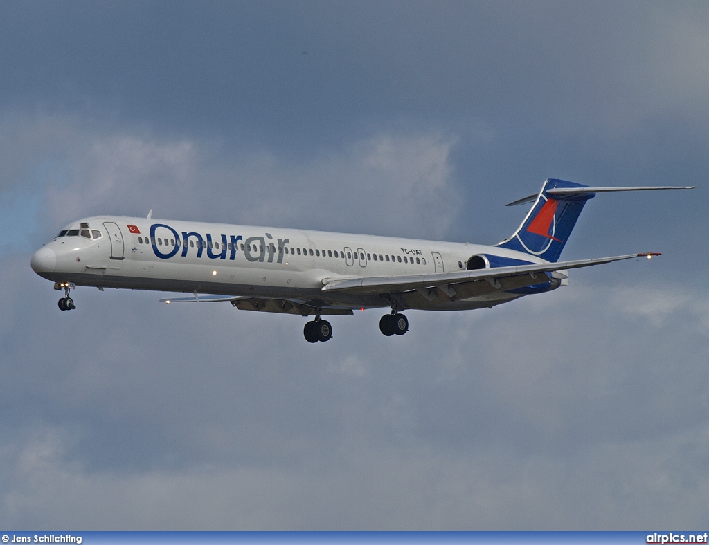 TC-OAT, McDonnell Douglas MD-83, Onur Air