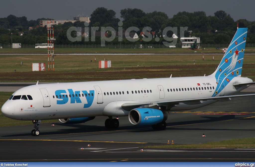 TC-SKL, Airbus A321-200, Sky Airlines