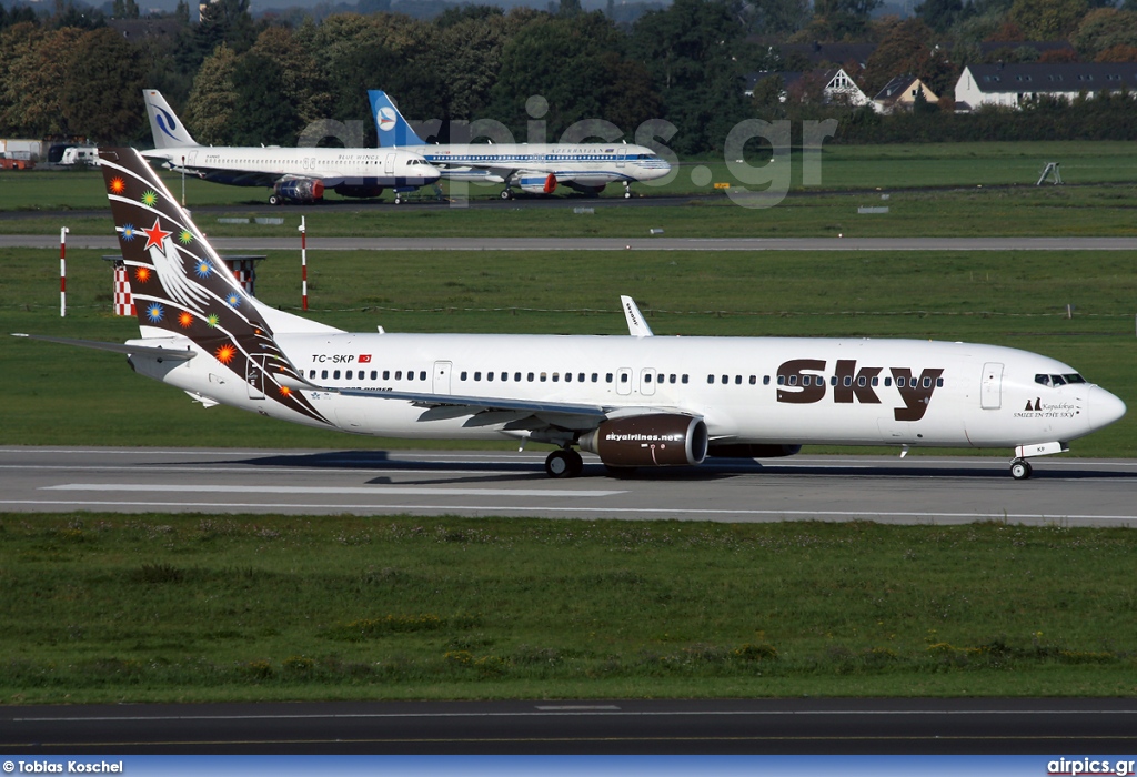 TC-SKP, Boeing 737-900ER, Sky Airlines