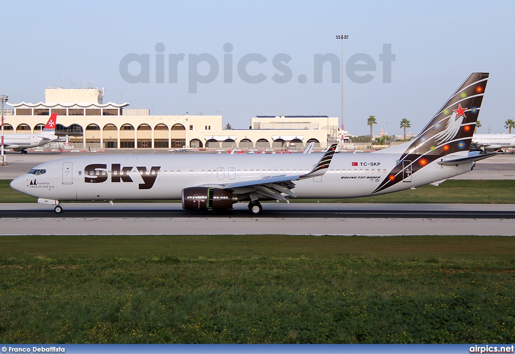 TC-SKP, Boeing 737-900ER, Sky Airlines