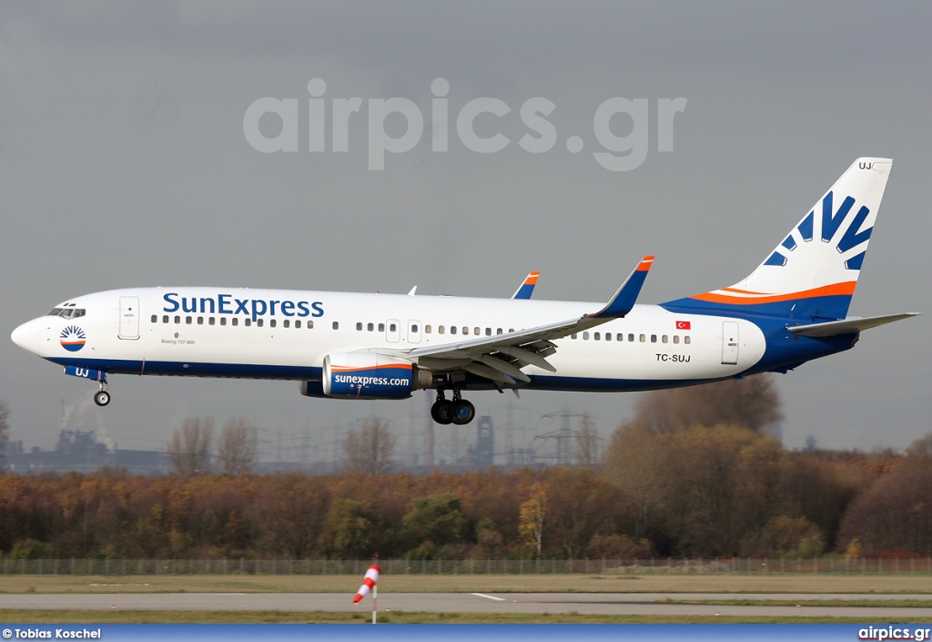 TC-SUJ, Boeing 737-800, SunExpress