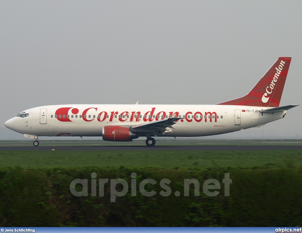 TC-TJD, Boeing 737-400, Corendon Airlines