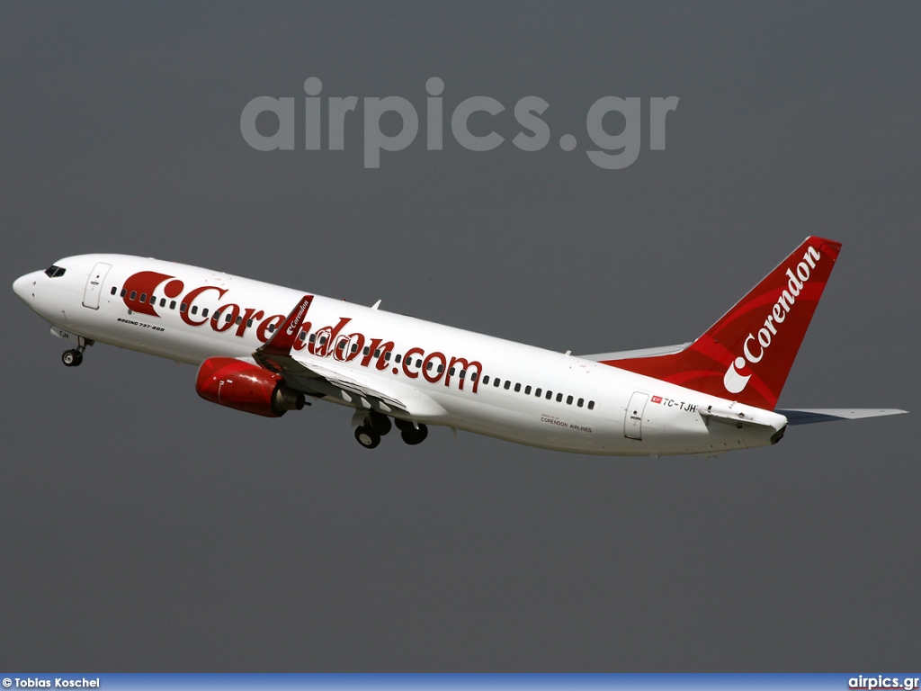 TC-TJH, Boeing 737-800, Corendon Airlines