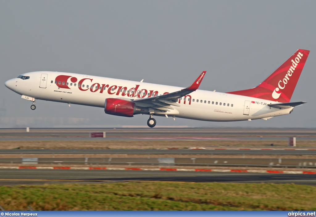 TC-TJH, Boeing 737-800, Corendon Airlines