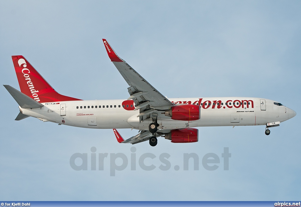 TC-TJK, Boeing 737-800, Corendon Airlines