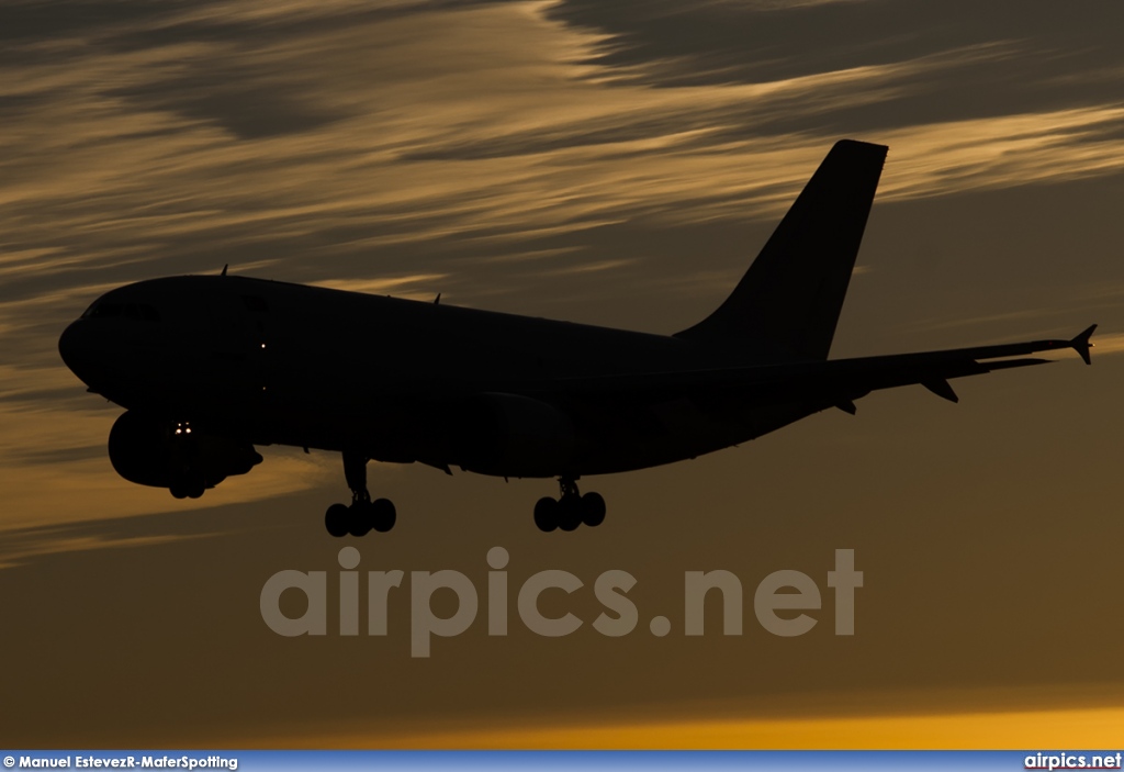 TC-VEL, Airbus A310-300F, Untitled