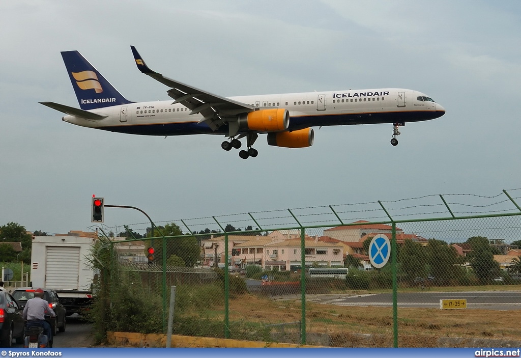 TF-FIA, Boeing 757-200, Icelandair