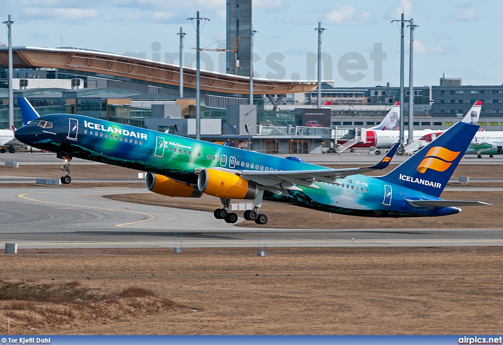 TF-FIU, Boeing 757-200, Icelandair