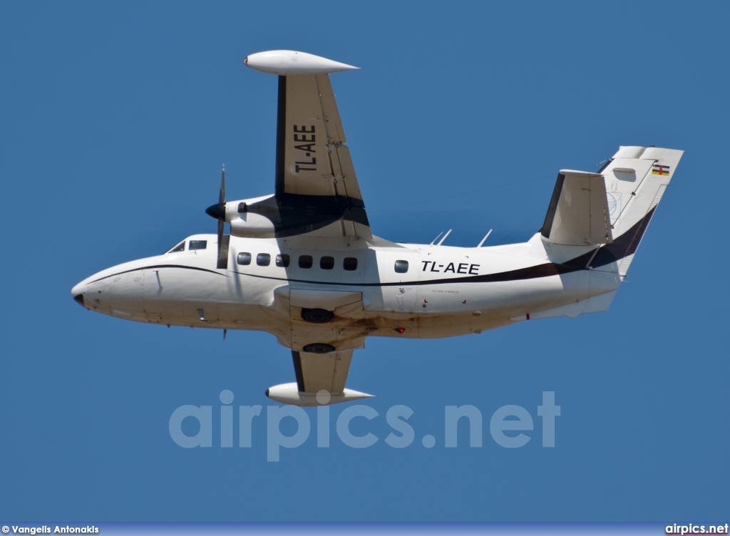 TL-AEE, Let L-410-UVP-E Turbolet, Minair