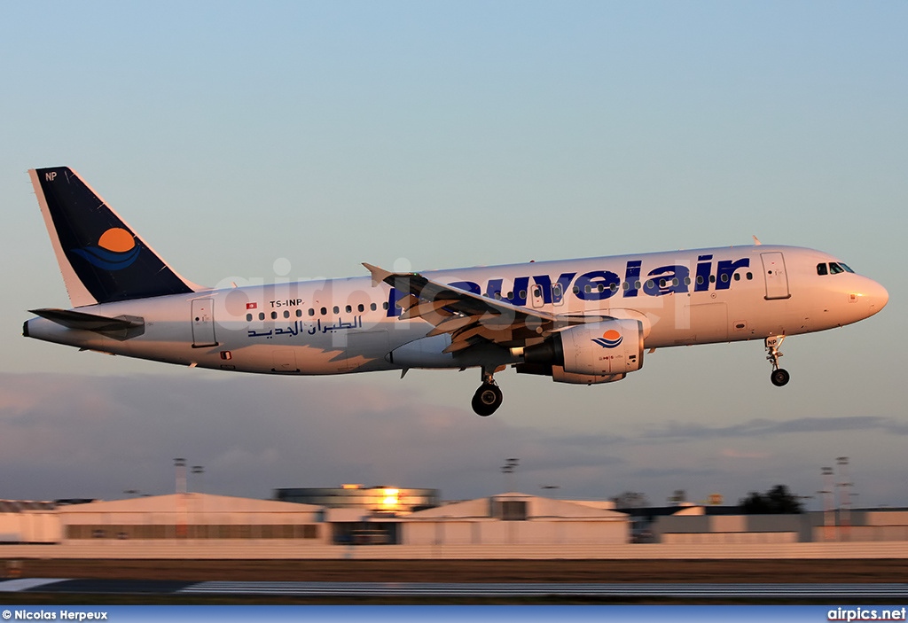 TS-INP, Airbus A320-200, Nouvelair