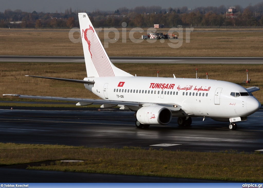 TS-ION, Boeing 737-600, Tunis Air