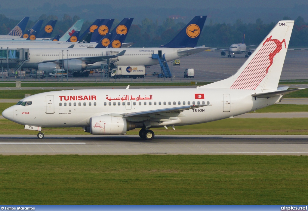 TS-ION, Boeing 737-600, Tunis Air
